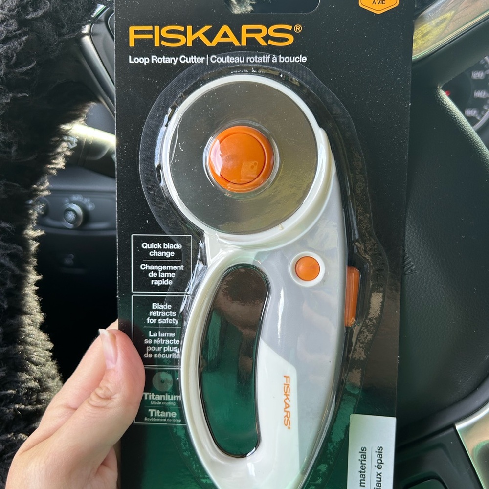 Fiskars Loop Rotary Cutter with Orange Accents